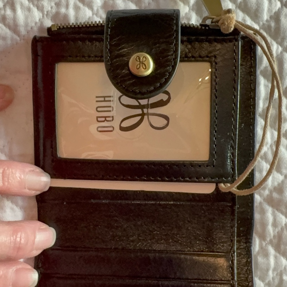 HOBO Black Leather Compact Zip Wallet with Card Slots - Picture 2 of 4